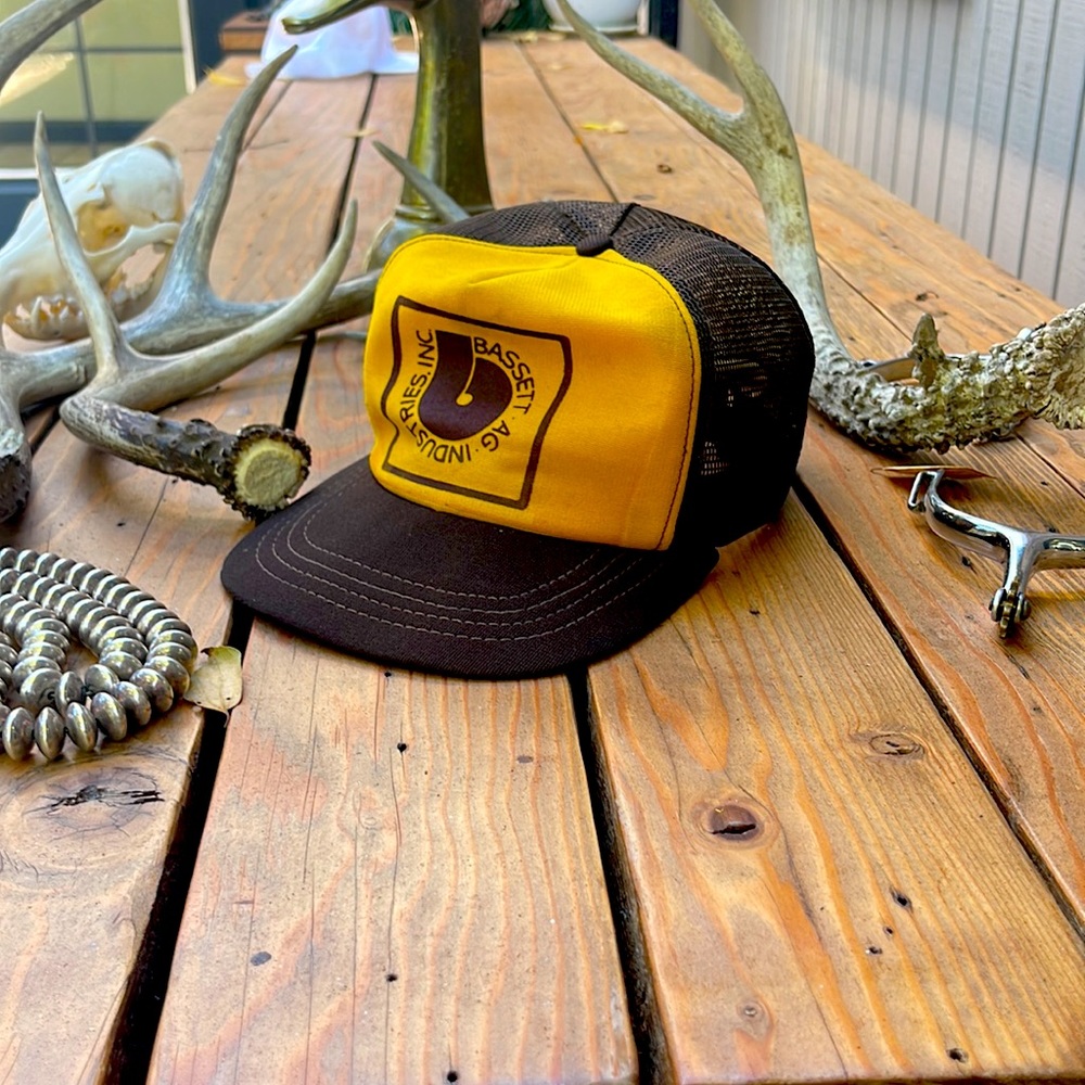 Trucker hat